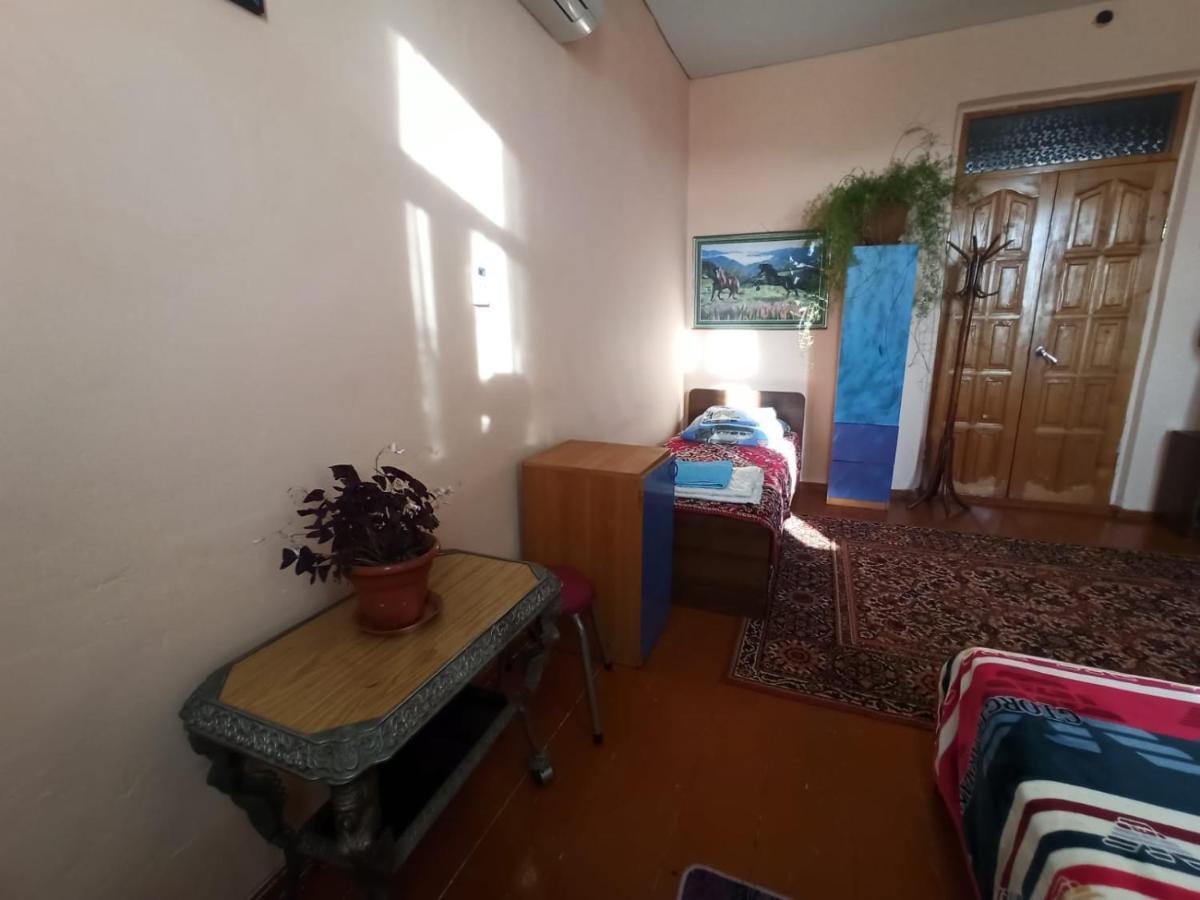 Guest House Anna Σουχούμι Εξωτερικό φωτογραφία